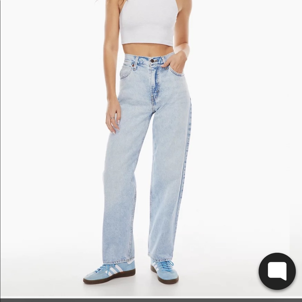 Brand new never worn Dad Jeans by Levi’s from Aritzia